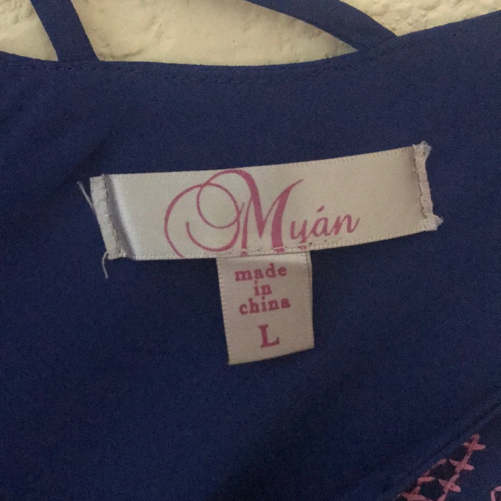 Blouse - Picture 6 of 6